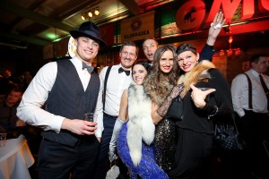 Foto: Klondaikas saime ballējas gangsteru stilā