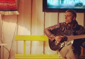 Noskaties Dona dziesmas "Pēdējā vēstule" video!