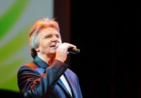 Latviešu estrādes zvaigzne Viktors Lapčenoks uzstāsies Liepājā